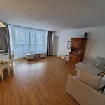 Helle 2 Schlafzimmer In - Grosszuegig, Zentral Und Ruhig Gelegen