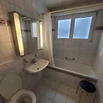 Helle 2 Schlafzimmer In - Grosszuegig, Zentral Und Ruhig Gelegen Apartmán