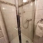 Helle 2 Schlafzimmer In - Grosszuegig, Zentral Und Ruhig Gelegen *