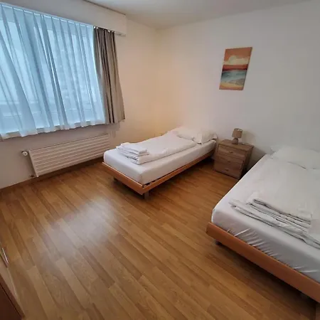 Helle 2 Schlafzimmer In - Grosszuegig, Zentral Und Ruhig Gelegen Διαμέρισμα