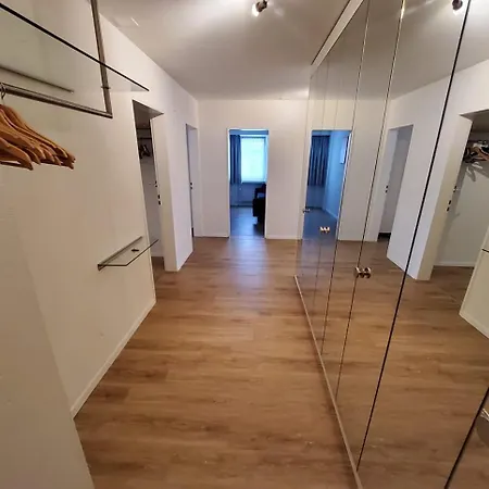 Helle 2 Schlafzimmer In - Grosszuegig, Zentral Und Ruhig Gelegen דאבוס