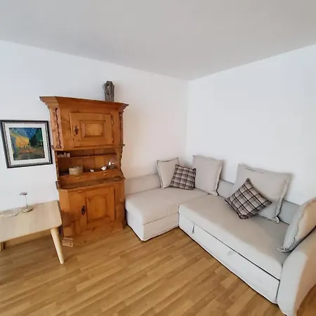 Helle 2 Schlafzimmer In - Grosszuegig, Zentral Und Ruhig Gelegen