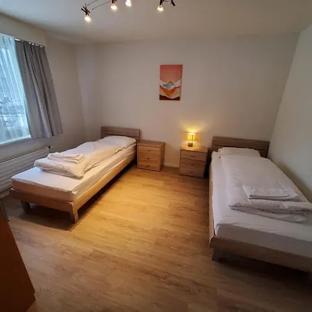 Helle 2 Schlafzimmer In - Grosszuegig, Zentral Und Ruhig Gelegen *