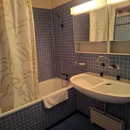 Appartement Helle 2 Schlafzimmer In - Grosszuegig, Zentral Und Ruhig Gelegen Davos
