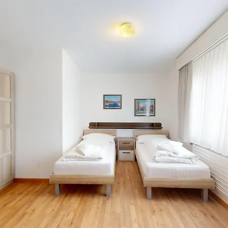 Helle 2 Schlafzimmer In - Grosszuegig, Zentral Und Ruhig Gelegen Νταβός