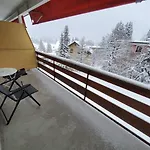 Apartment Helle 2 Schlafzimmer In - Grosszügig, Zentral Und Ruhig Gelegen *