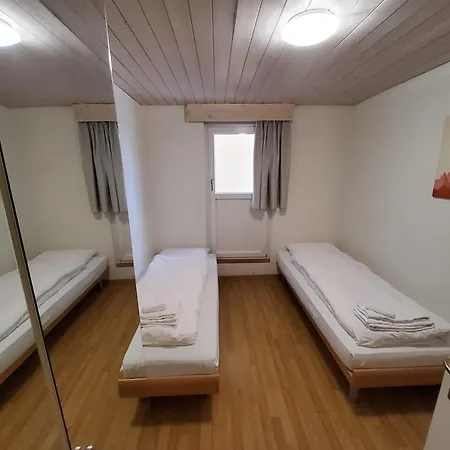 Helle 2 Schlafzimmer In - Grosszügig, Zentral Und Ruhig Gelegen