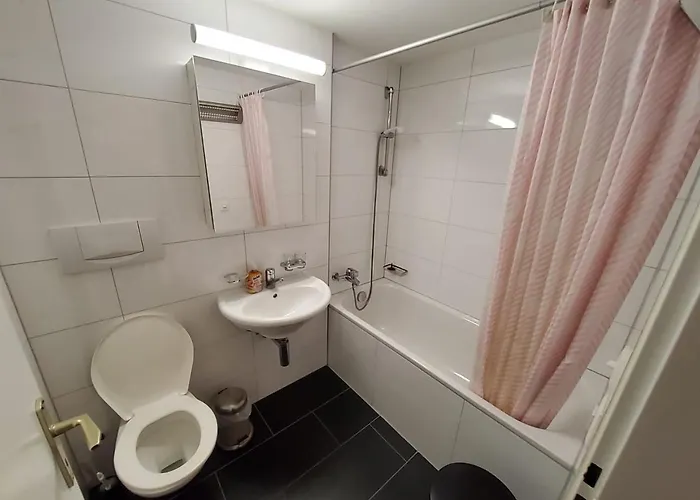 Apartamento Helle 2 Schlafzimmer In - Grosszügig, Zentral Und Ruhig Gelegen