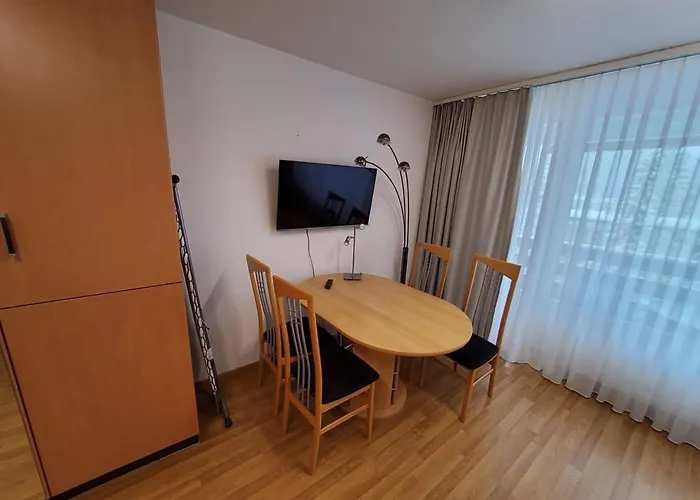 Helle 2 Schlafzimmer In - Grosszügig, Zentral Und Ruhig Gelegen Apartamento *