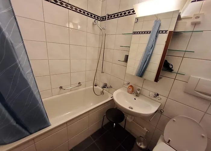 Helle 2 Schlafzimmer In - Grosszügig, Zentral Und Ruhig Gelegen Apartamento *