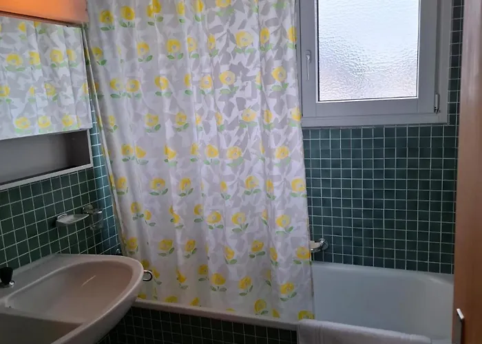 Helle 2 Schlafzimmer In - Grosszügig, Zentral Und Ruhig Gelegen Apartamento