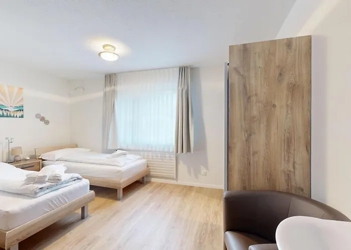 Helle 2 Schlafzimmer In - Grosszügig, Zentral Und Ruhig Gelegen Davos