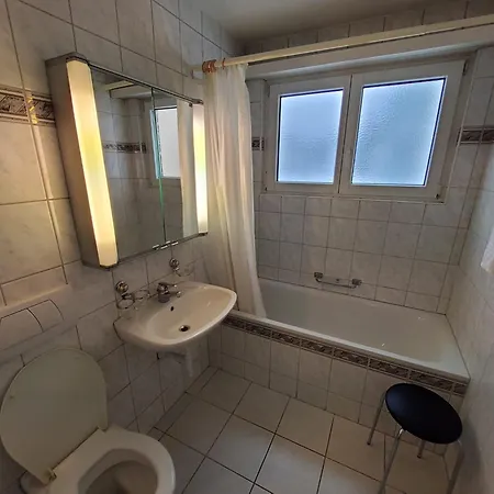 Helle 2 Schlafzimmer In - Grosszuegig, Zentral Und Ruhig Gelegen Apartmán